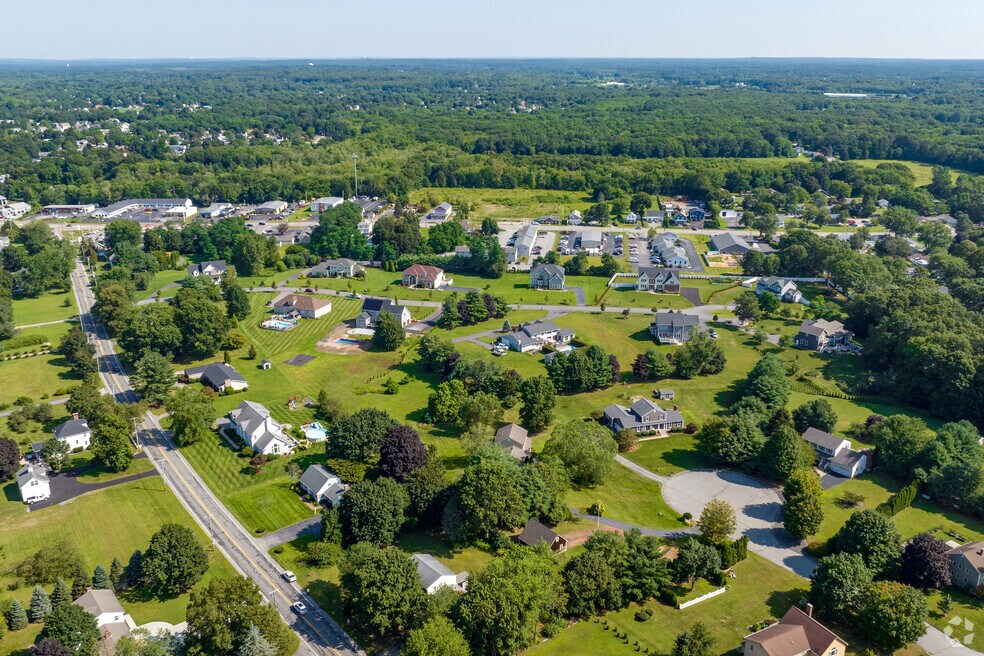 NH_Monroes-SouthSeekonk_529009_P2_V1_CT_072624