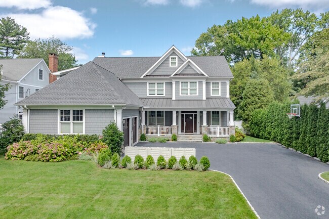Two car garage homes are common in the interior of Indian Field.