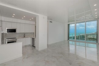 100 Bayview Dr, Sunny Isles Beach, FL 33160