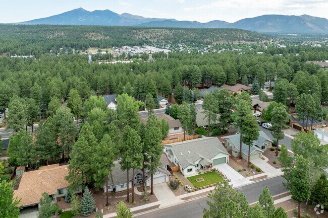 Many of the homes in Boulder Point are larger than your average home.
