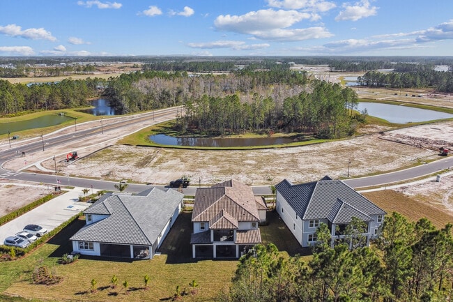 2069 Drummond Point, Zephyrhills, FL 33541 - photo 2