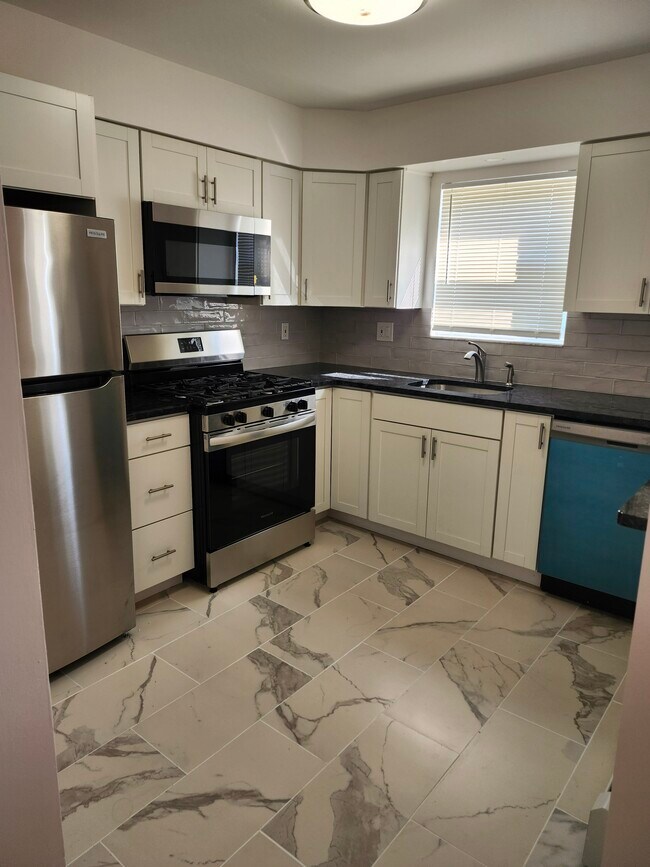 2467 unit 31-5A, Morris Plains, NJ 07950 - photo 4