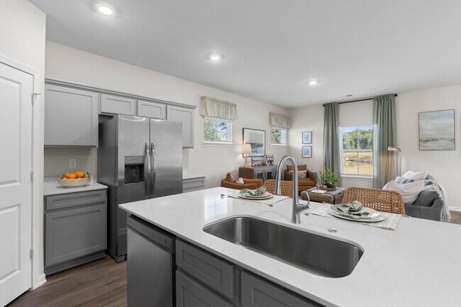 112 Lilac Loop, Greenwood, SC 29646 - photo 6