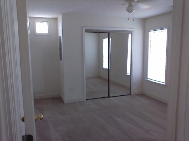 Christopher Downs Apartments, Havelock, NC 28532 - photo 5