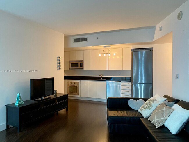Mint at Riverfront unit 2306, Miami, FL 33130 - photo 2