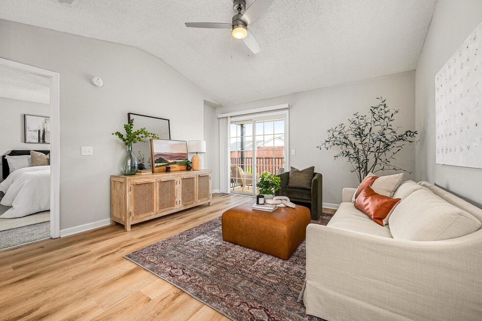 Saddlebrook Apartments, Murfreesboro, TN 37129 - photo 1