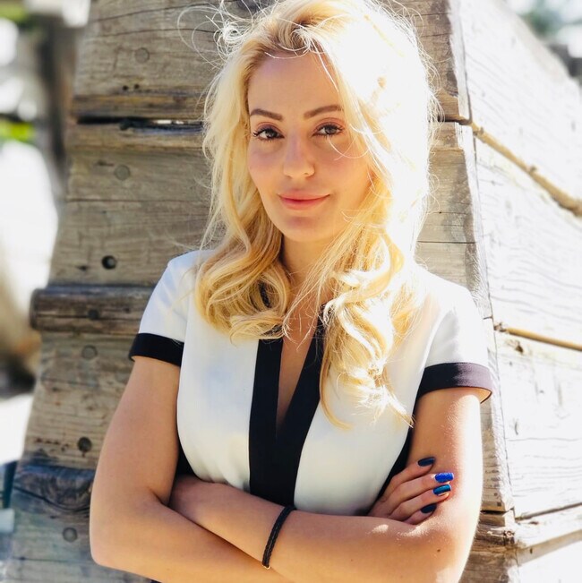 Beth Tehrani