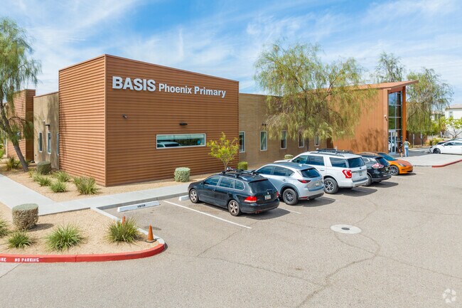 Discover a nurturing and engaging learning environment at BASIS Phoenix Primary.