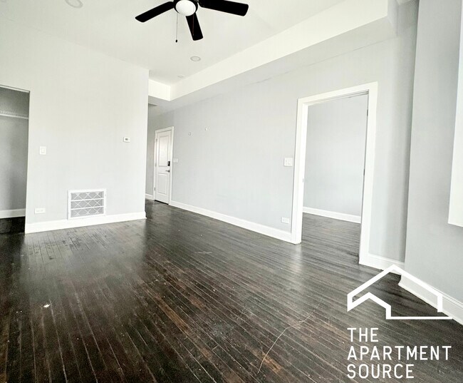 3539 W Grenshaw St unit 2, Chicago, IL 60624 - photo 5