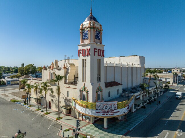 Catch a special performace at the historic Bakersfield Fox Theater in Downtown Bakersfield.