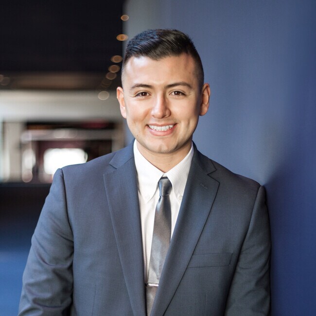 Agent Photo