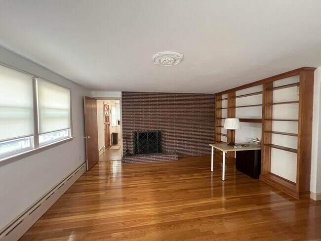 19 Cresthill Rd unit 1, Brighton, MA 02135 - photo 2