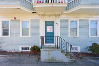 327 High St Unit 3R, Bristol, RI 02809