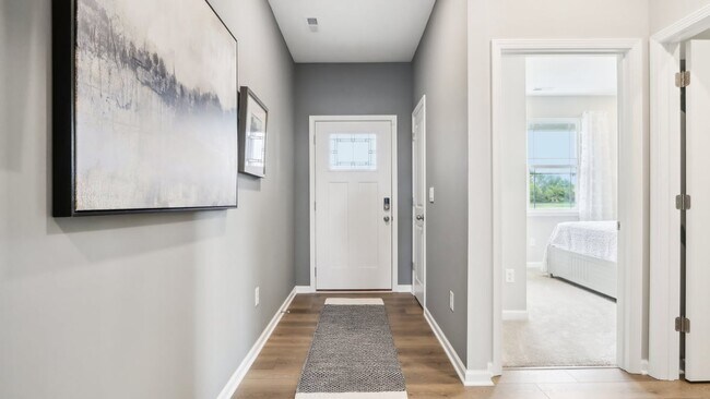 1351 Foxtail Ln, Whiteland, IN 46184 - photo 2