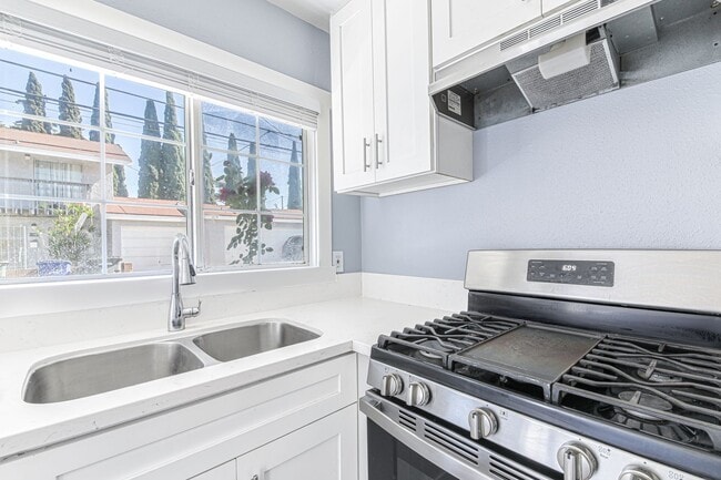 11859 207th St unit 11859.25, Lakewood, CA 90715 - photo 4