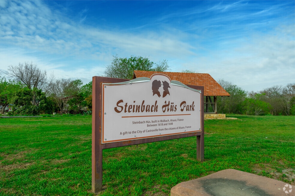 Neighborhood_Castroville_v03_081423