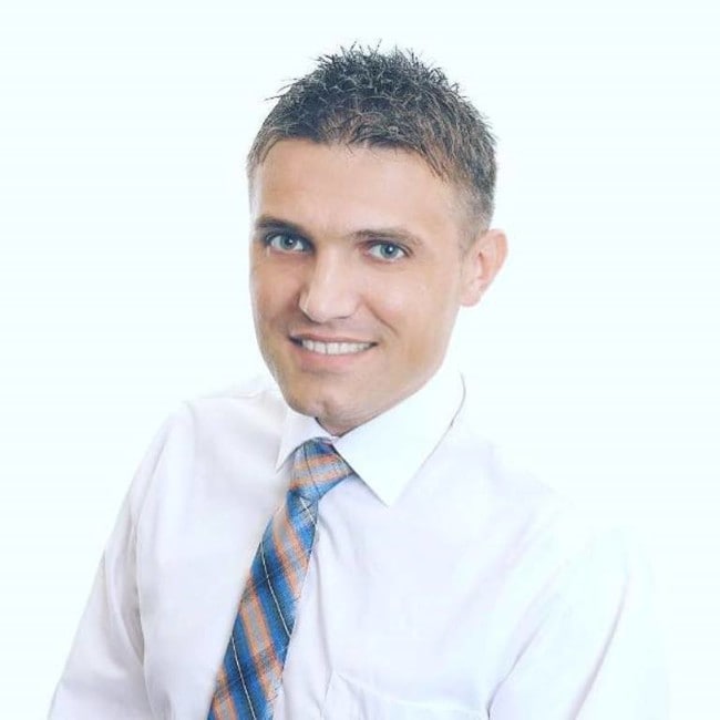 Agent Photo