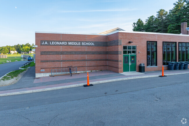 This is the main entrance to Leonard Middle School.
