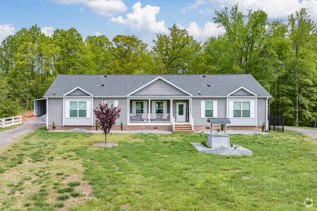 Homes in Ritters Lake typically include a front porch.