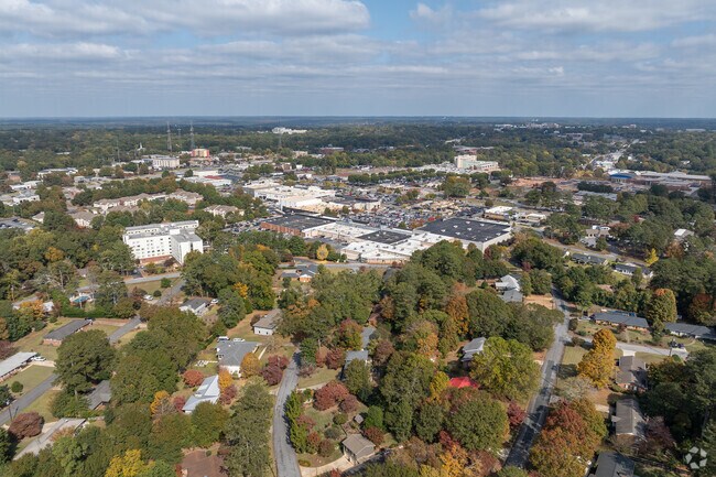 The homes of Beechwood surround the shopping center making it easy to get around on foot.