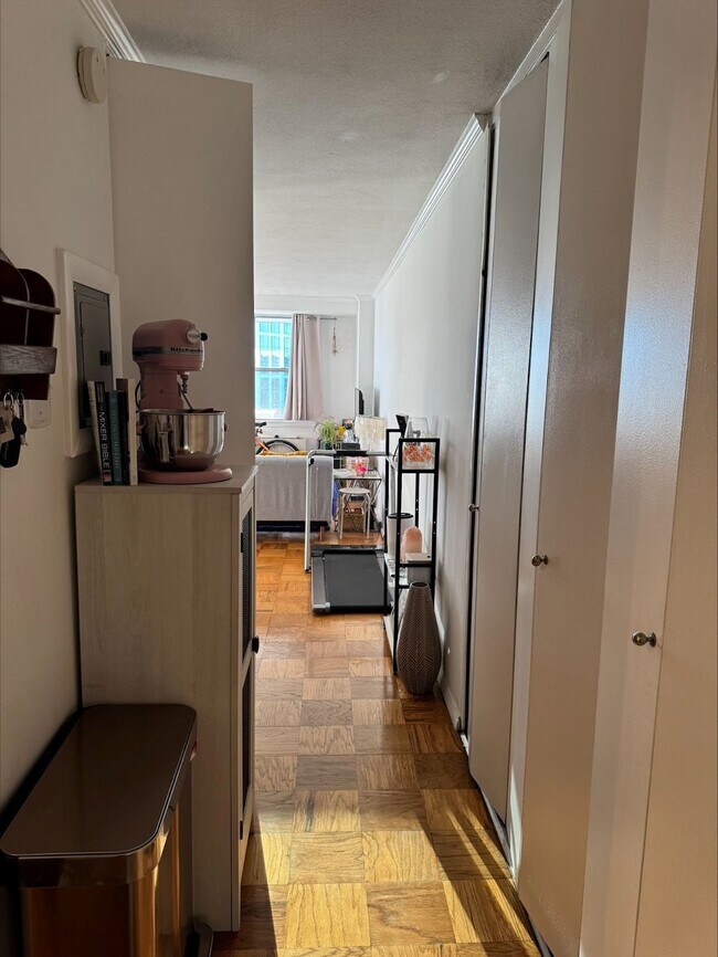 171 Massachusetts Ave unit 17, Boston, MA 02115 - photo 2