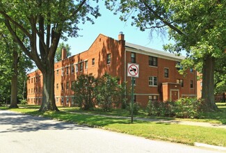 2746 Noble Rd, Cleveland Heights, OH 44121