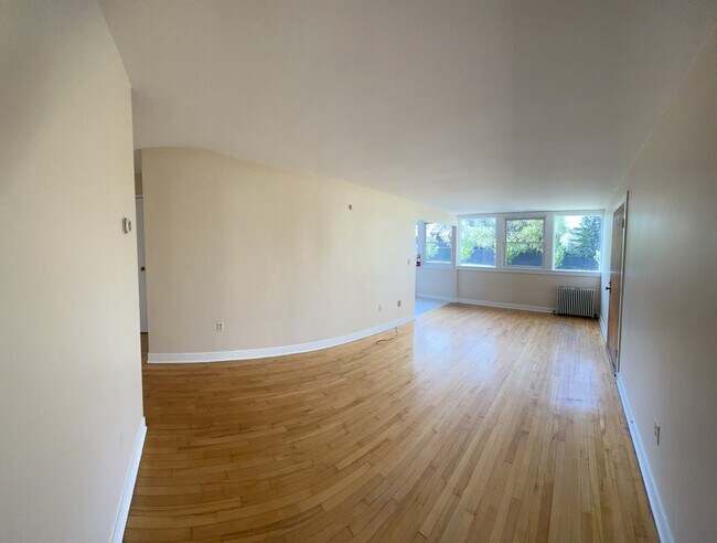 172 Cliff St unit 2, Burlington, VT 05401 - photo 5