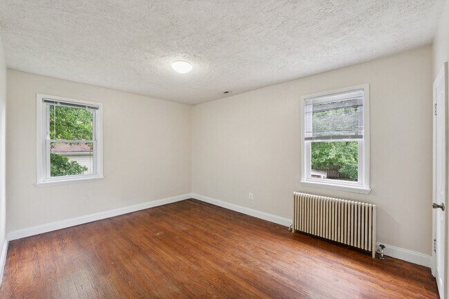 4811 Calvert Rd, College Park, MD 20740 - photo 6