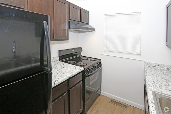 2BR,1.5BA, Townhouse