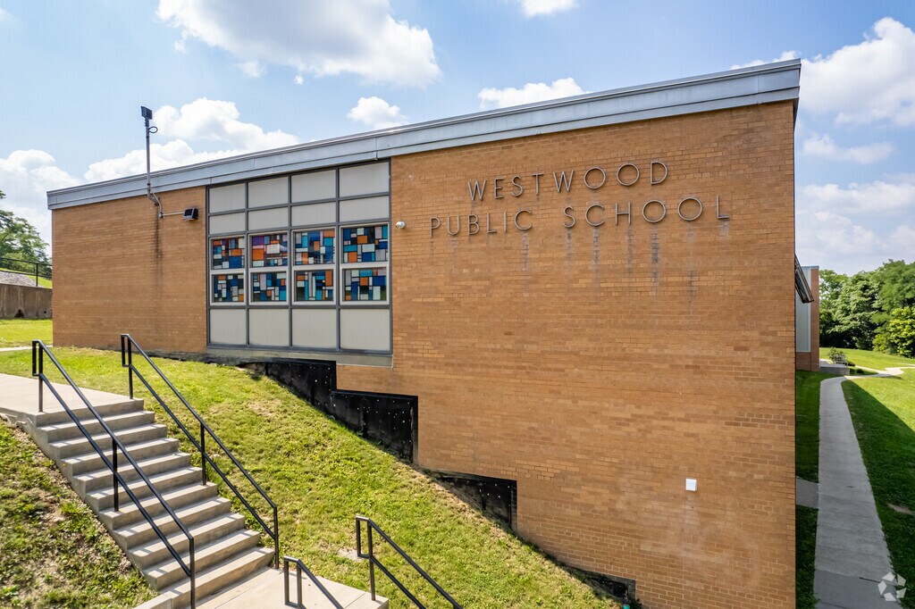 Westwood K-5 is a fine school located in the heart of Westwood.