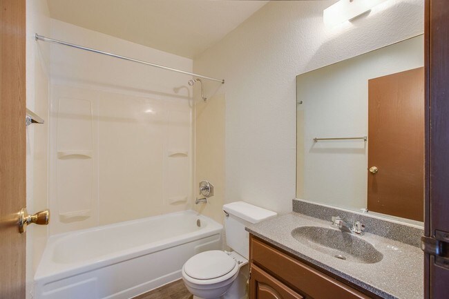 Redwood Gardens, Las Vegas, NV 89146 - photo 2