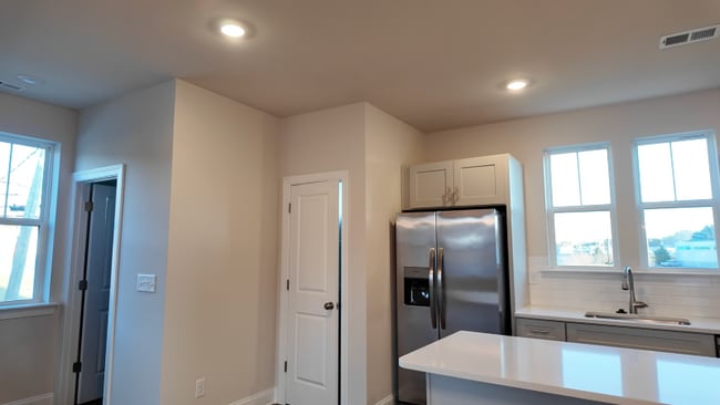 11023 Valkyrie Ln, Charlotte, NC 28214 - photo 3