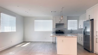 5229 Virginia Ave Unit 5229.5, Los Angeles, CA 90029