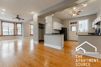 2835 N Ashland Ave Unit 2, Chicago, IL 60657