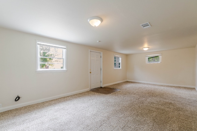 2503 Glen View Ave unit B, Colorado Springs, CO 80904 - photo 4