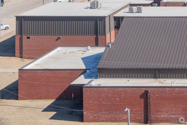 Ada Junior High School offer a variety of programs that challenge children.
