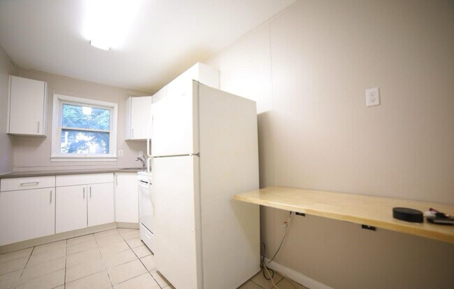 214 Fairmount Ave unit 3, Jersey City, NJ 07306 - photo 2