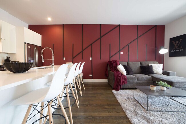 2048 W Chicago Ave unit ID1244904P, Chicago, IL 60622 - photo 7