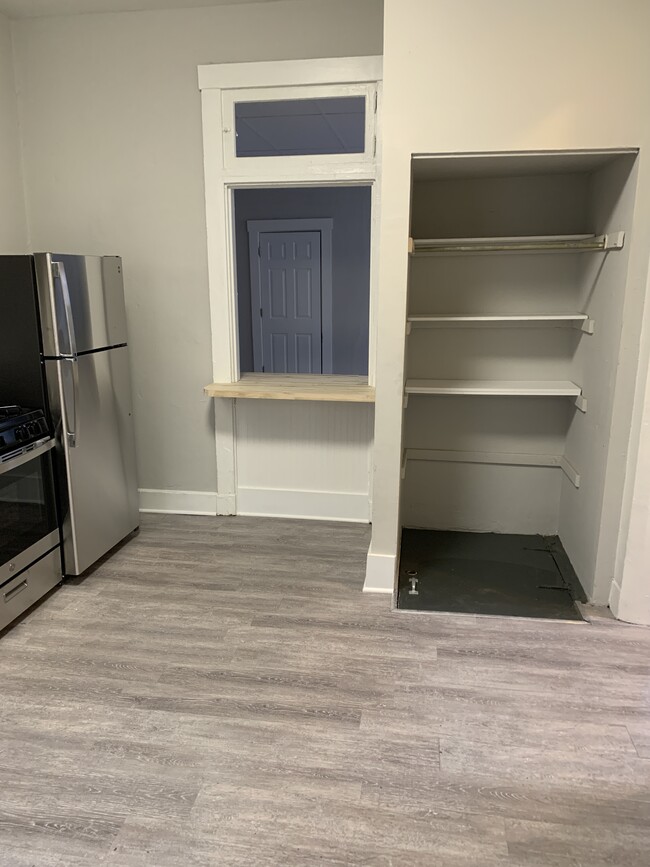 Kitchen with passthrough