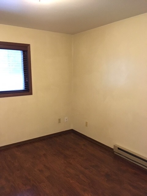 326 Green Meadow Dr, Wautoma, WI 54982 - photo 5