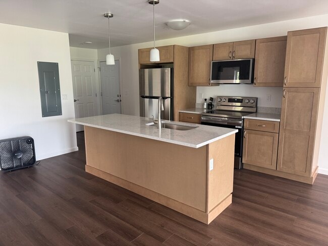 3 Kana Ln unit 205, Essex Junction, VT 05452 - photo 3