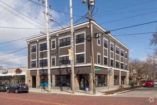 1555 Wealthy St SE, Grand Rapids, MI 49506
