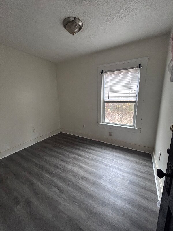 14008 Savannah Ave unit 2, Cleveland, OH 44112 - photo 6