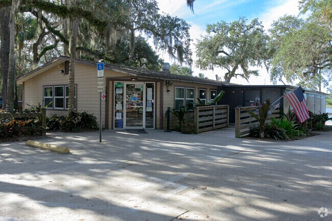 Captain's BBQ in Palm Coast is a favorite amongst locals and visitors alike.