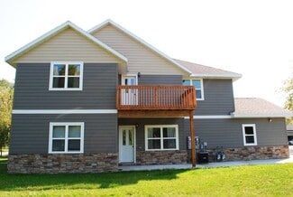 514 S Clark St, Whitewater, WI 53190