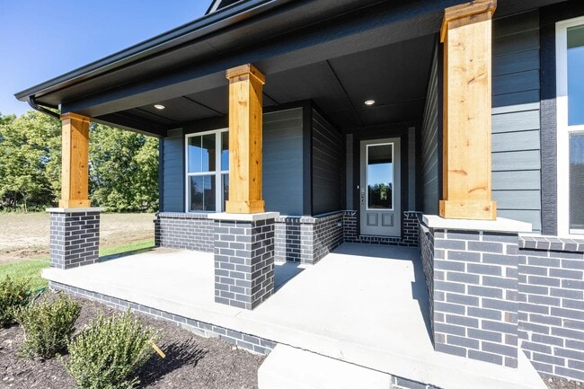 1960 Delp Ct, Avon, IN 46123 - photo 3