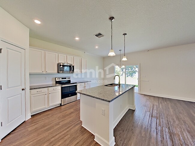 3015 Creek Village Ln, Green Cove Springs, FL 32043 - photo 4