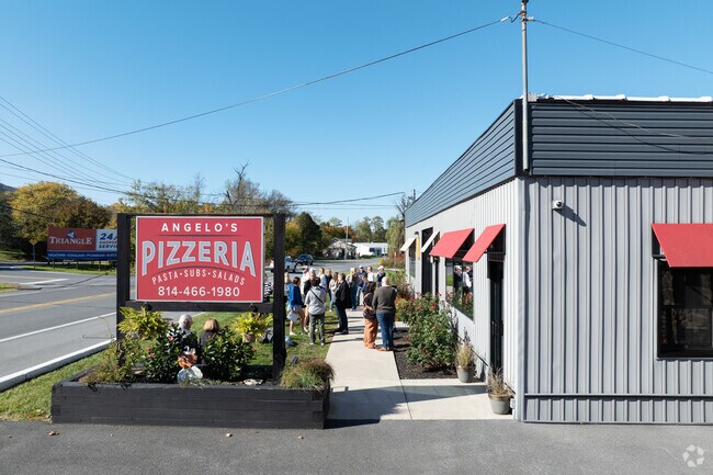 Angelo's Pizza is a popular spot for brunch on the weekend having patrons line up out the door.