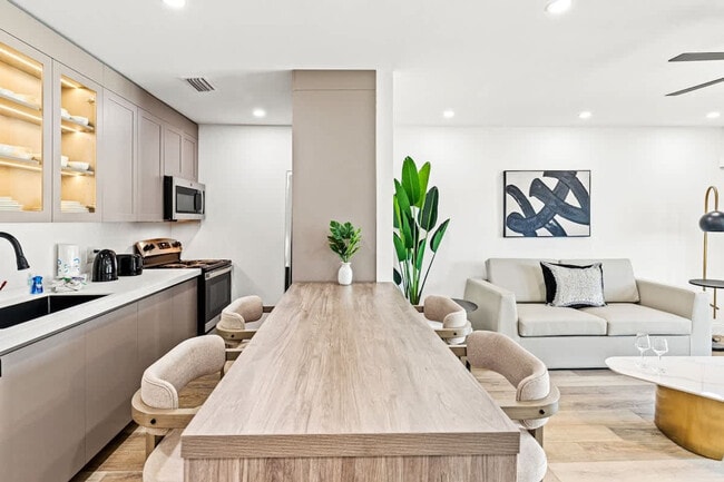 8115 Thomas Dr unit ID1354988P, Panama City, FL 32408 - photo 3