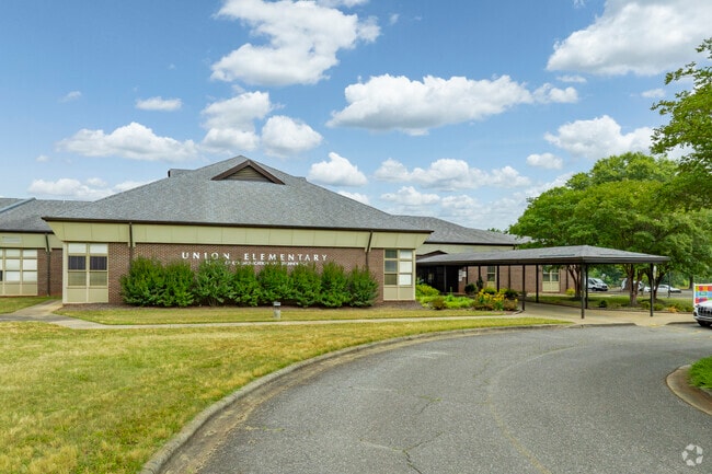 Union Elementary School prepares youth of Shelby, NC with early education.